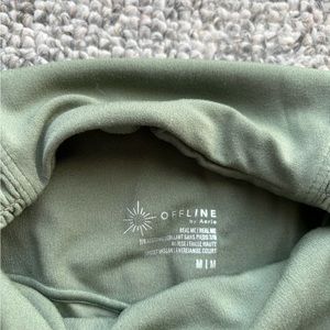 OFFLINE Aerie NEVER BEEN WORN leggings.  Size M, Army Green color
